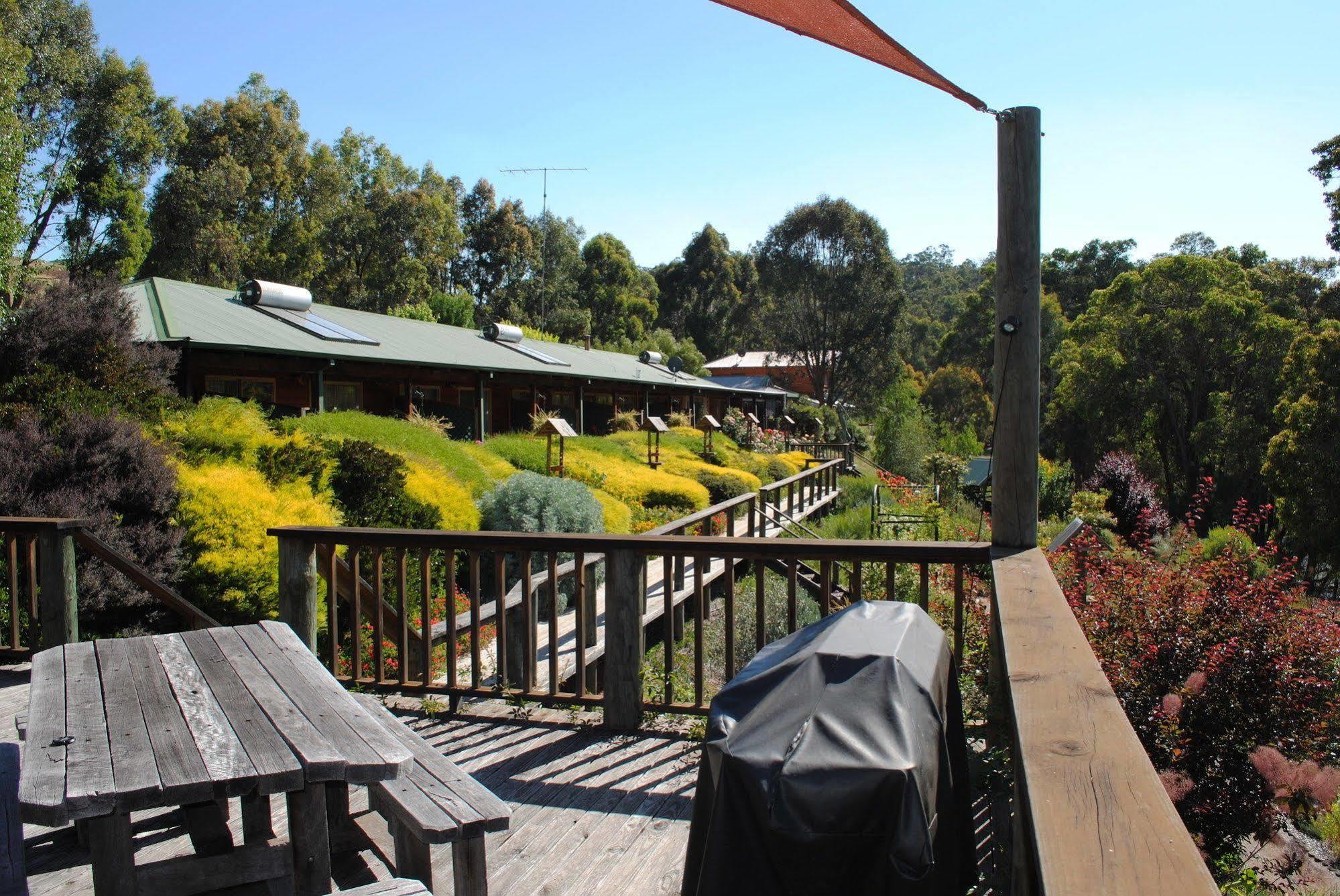 Tweed Valley Lodge Bridgetown Exterior photo